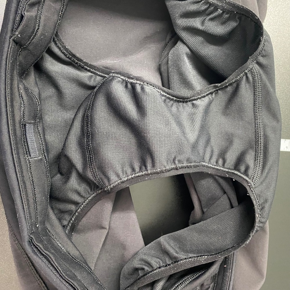 Lululemon Womens Speed Up Shorts 8 Black Lined Running Athletic 4 Inch Inseam - Picture 8 of 13